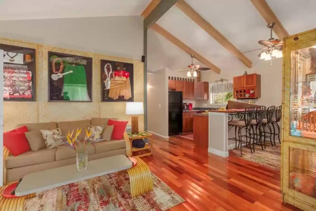 Hau'Oli Place Tiki Cottage In Volcano Εξωτερικό φωτογραφία