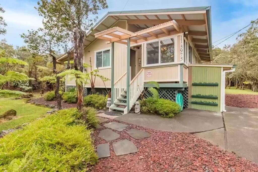 Hau'Oli Place Tiki Cottage In Volcano Εξωτερικό φωτογραφία